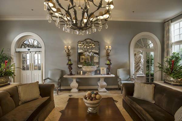 Bienville House Hotel