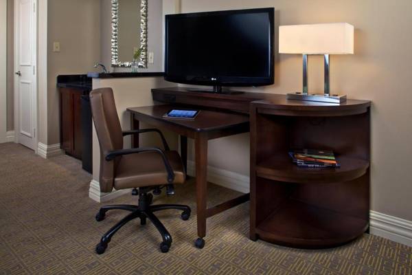 Workspace - Courtyard by Marriott New Orleans French Quarter/Iberville