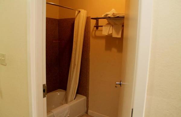 Best Way Inn and Suites - New Orleans