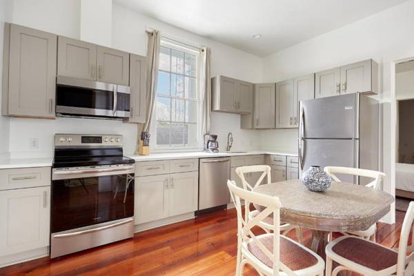 Sonder at Delachaise Row