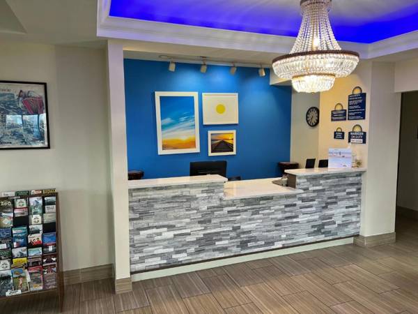 Days Inn & Suites by Wyndham Opelousas