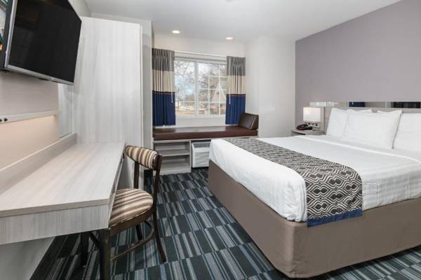 Microtel Inn and Suites Lafayette