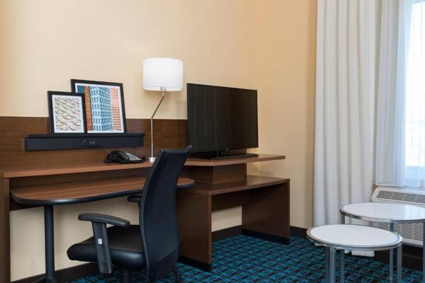 Workspace - Fairfield Inn & Suites by Marriott West Monroe