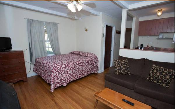 Eden Village Motel and Cottages