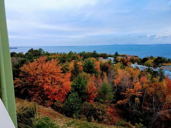 Atlantic Eyrie Lodge