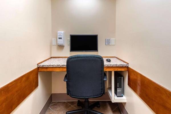 Workspace - Quality Inn