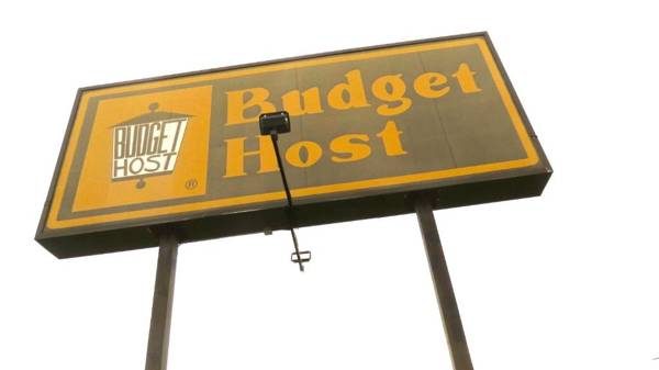 Budget Host Airport Inn