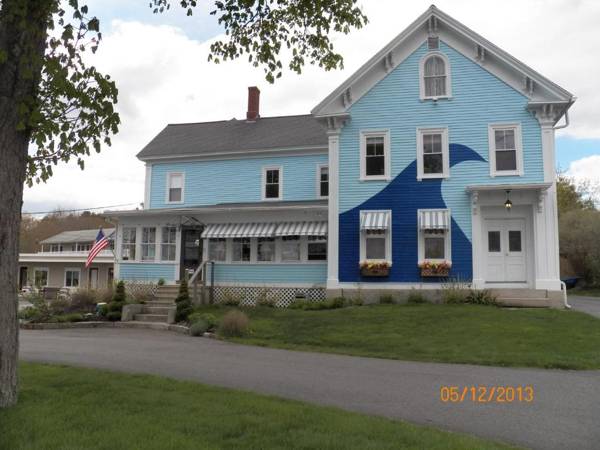 Coast Village Inn and Cottages