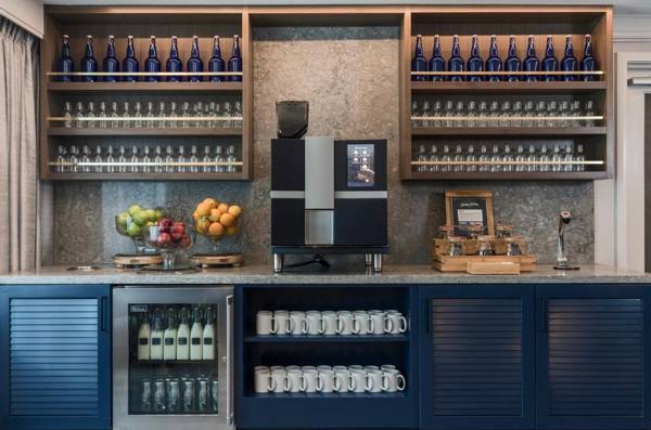 Renaissance Baltimore Harborplace Hotel