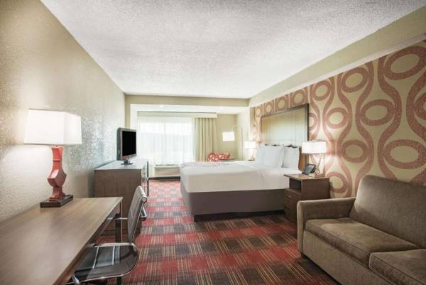 La Quinta Inn & Suites by Wyndham DC Metro Capital Beltway