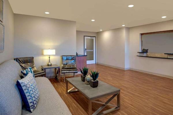 WoodSpring Suites Frederick I-70