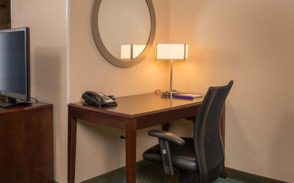 Workspace - SpringHill Suites Hagerstown