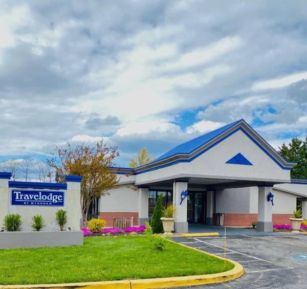 Travelodge by Wyndham Laurel