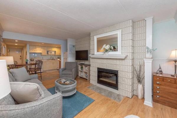 105A Lakefront Efficiency Condo with Patio Recently Updated!