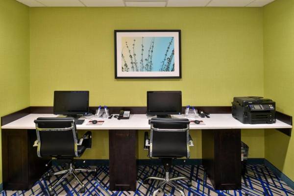 Workspace - Holiday Inn Express and Suites West Ocean City an IHG Hotel