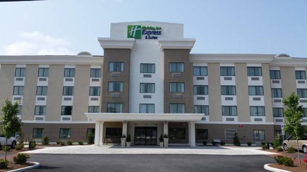 Holiday Inn Express and Suites West Ocean City an IHG Hotel