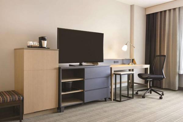 Workspace - Country Inn & Suites by Radisson Ocean City