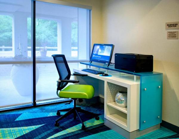 Workspace - SpringHill Suites Boston Andover