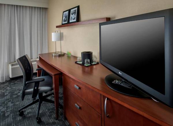 Workspace - Courtyard by Marriott Boston Andover