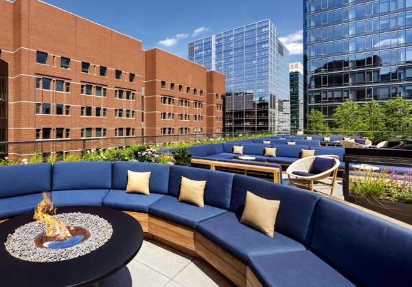 The Envoy Hotel Autograph Collection