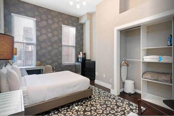 Perfect Boston Studio 3-22