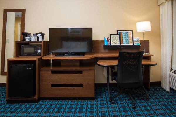 Workspace - Fairfield Inn Boston Dedham