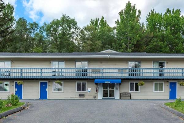 Econo Lodge Lee - Great Barrington