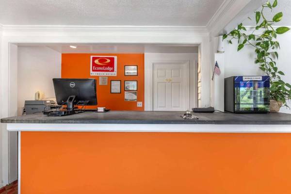 Econo Lodge Lee - Great Barrington