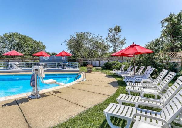 The Island Inn Condominiums by DC