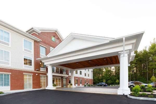 Holiday Inn Express & Suites - Sturbridge an IHG Hotel