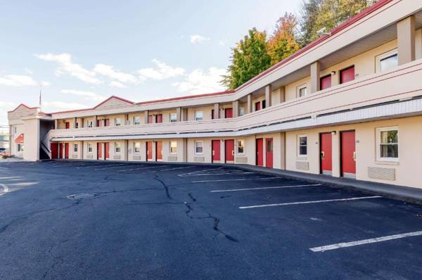 Econo Lodge West Springfield Hwy 5