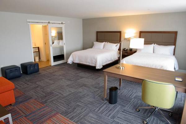 Hampton Inn & Suites Bay City