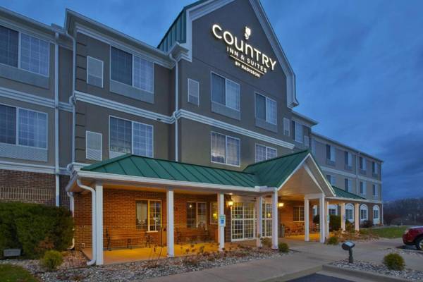 Country Inn & Suites by Radisson Big Rapids MI