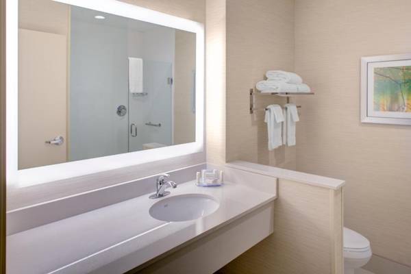 Fairfield Inn & Suites by Marriott Detroit Canton