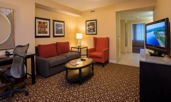 Workspace - DoubleTree Suites by Hilton Detroit Downtown - Fort Shelby