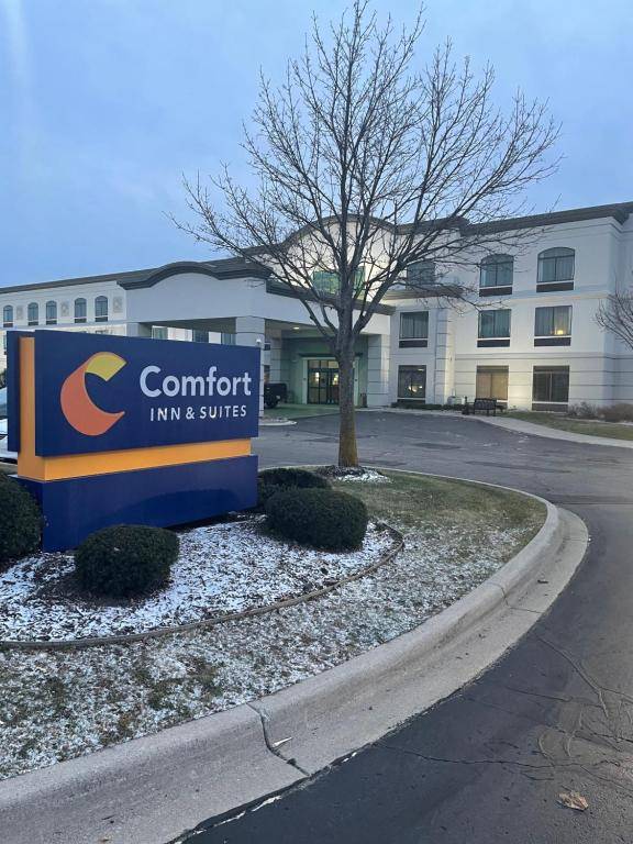 Comfort Inn & Suites Grand Blanc-Flint