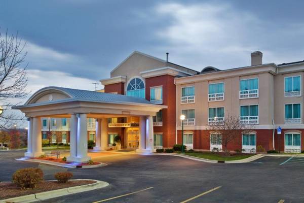 Holiday Inn Express Hotel & Suites Grand Rapids-North an IHG Hotel