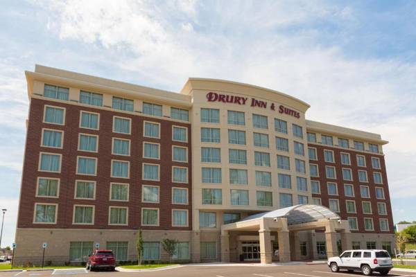 Drury Inn & Suites Grand Rapids