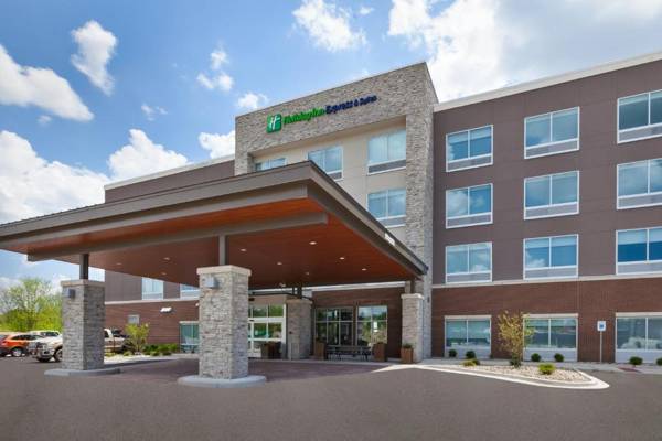 Holiday Inn Express & Suites - Grand Rapids Airport - South an IHG Hotel