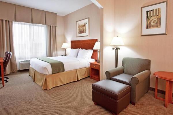 Holiday Inn Express Hotel & Suites Howell an IHG Hotel