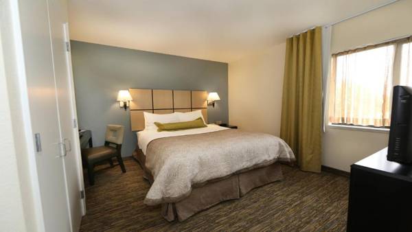 Candlewood Suites East Lansing an IHG Hotel