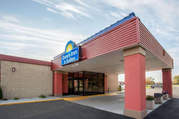 Days Inn & Suites by Wyndham Mt Pleasant