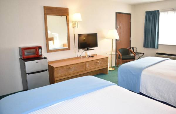 Americas Best Value Inn & Suites - Tahquamenon Country