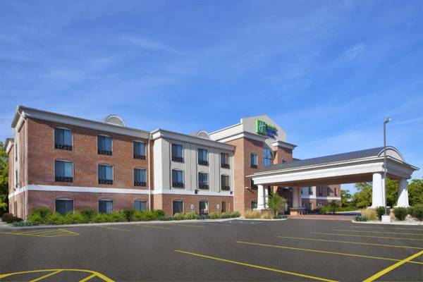 Holiday Inn Express Niles an IHG Hotel