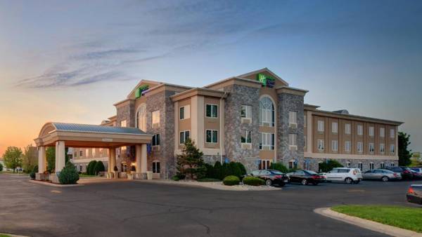 Holiday Inn Express Hotel & Suites Saginaw an IHG Hotel