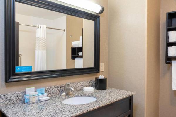 Hampton Inn & Suites Saginaw