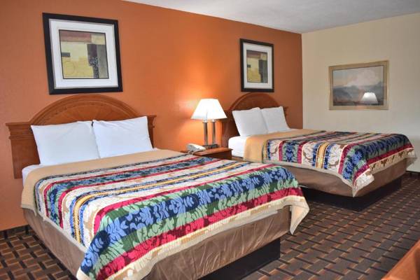 Great Lakes Inn & Suites