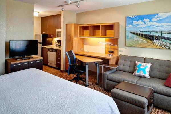 Workspace - TownePlace Suites by Marriott Detroit Troy
