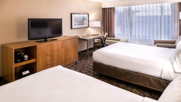 Holiday Inn Hotel & Suites Warren an IHG Hotel