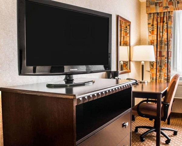 Workspace - Quality Inn & Suites